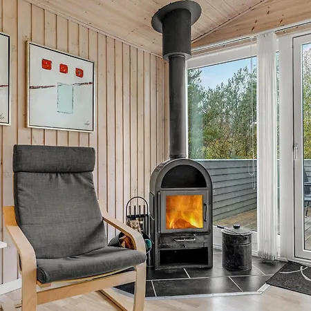 Сasa de vacaciones Preciosa Casa En Blåvand Con Sauna *