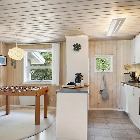 Сasa de vacaciones Preciosa Casa En Blåvand Con Sauna